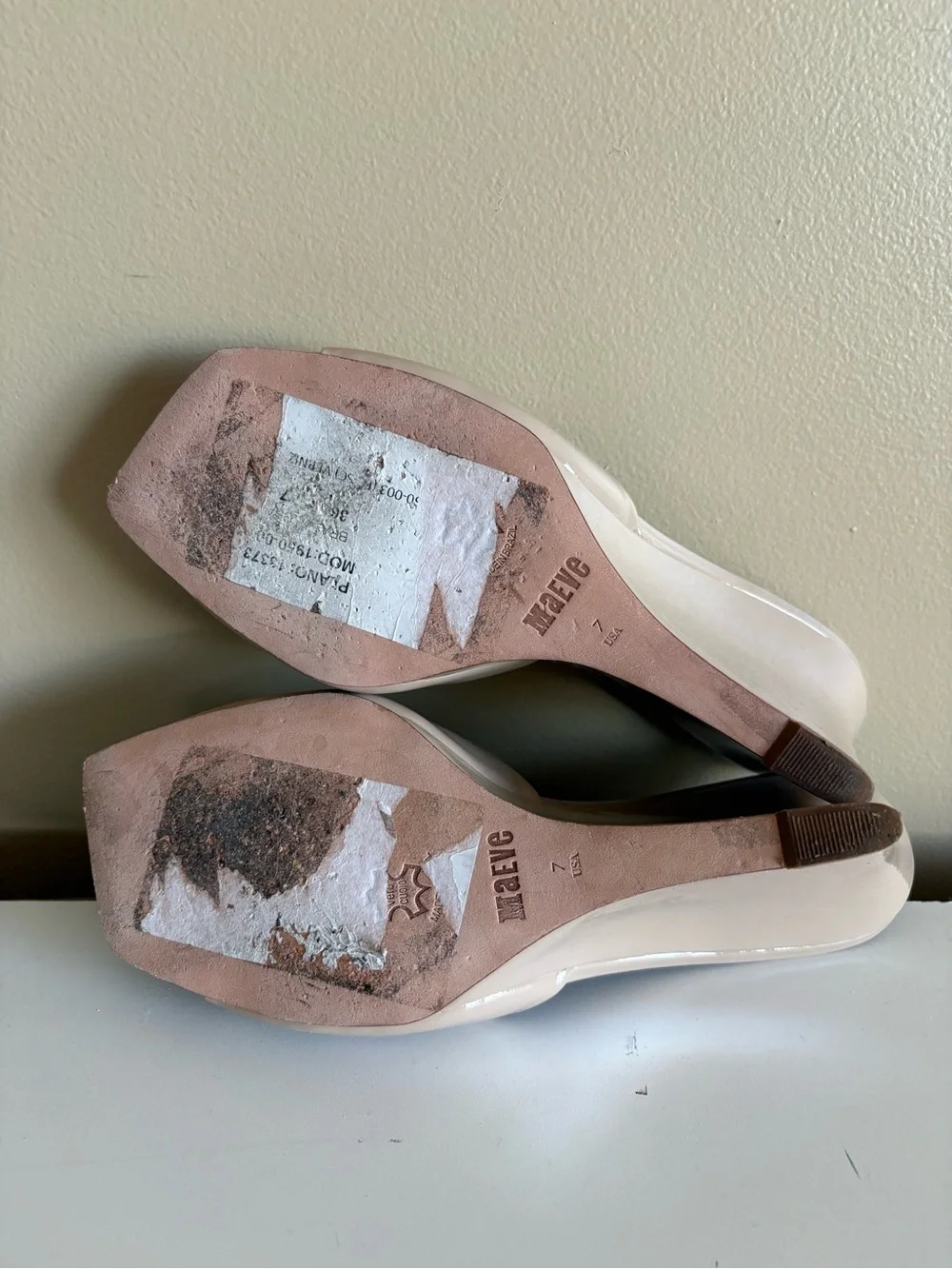 Anthropologie Maeve Beige Patent Wedge Square Toe Sandals Size 7